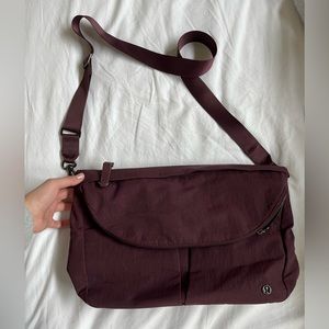 Lululemon large crossbody